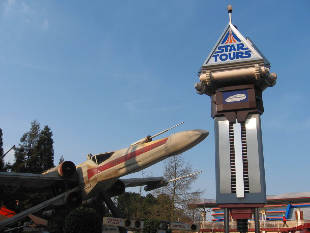 Star Tours: die erste Star Wars Attraktion 9 Discoveryland in Disneyland Paris im Jahr 2010