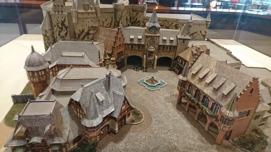 Disney CRP: Die Arbeit in Epcots Germany Pavilion - Cultural Representative Program 6 model Germany Pavilion EPCOT