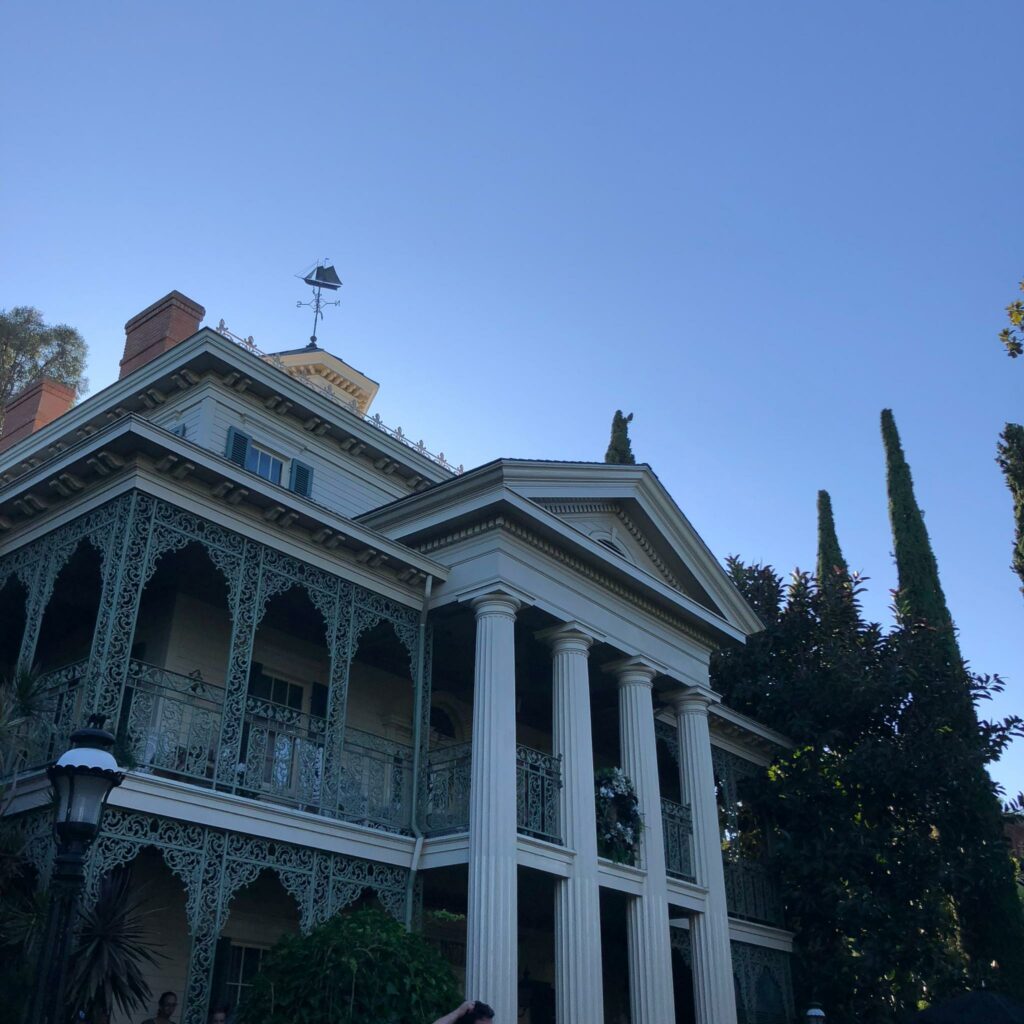 Happy Halloween! In „Muppets Haunted Mansion“ trifft Disneyland auf die Muppets - im neuen Crossover auf Disney+ 4 Haunted Mansion