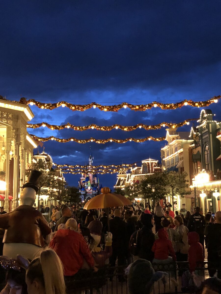 Halloween at Main Street, USA at Disneyland Paris