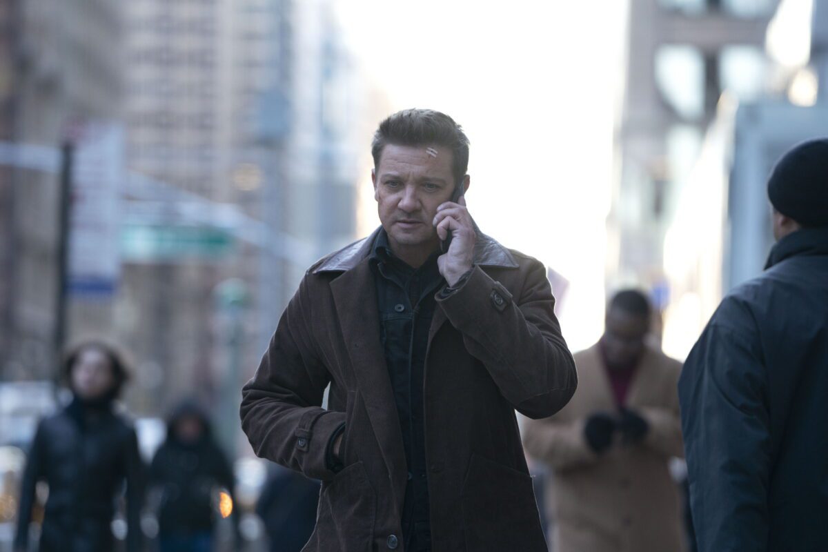 Marvel Studios' HAWKEYE - Kevin Feige, Jeremy Renner und Hailee Steinfeld über ihre neue Disney+ Serie 4 APT 104 01644 R 1