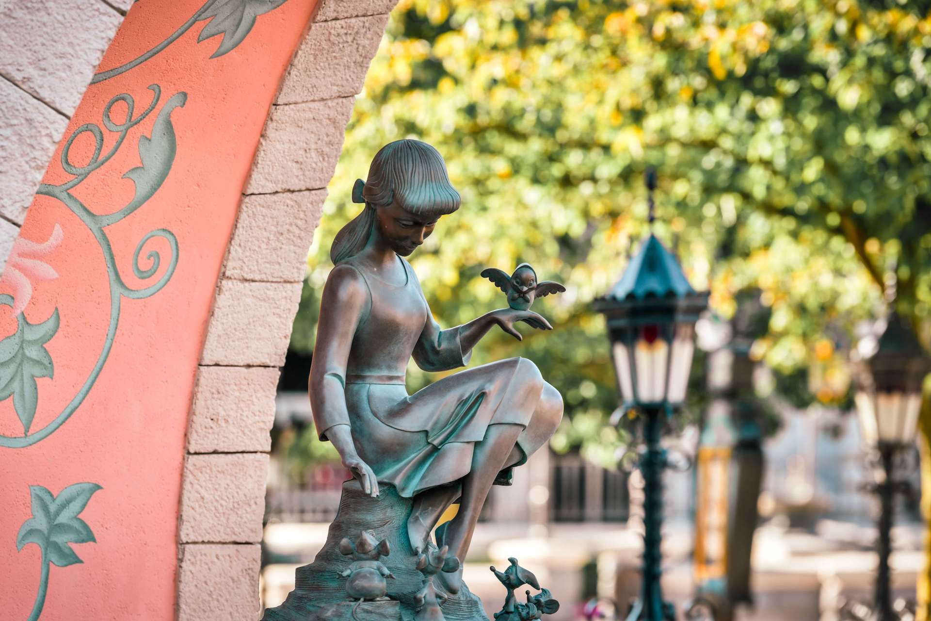 Disneyland Paris Cinderella Statue Fantasyland