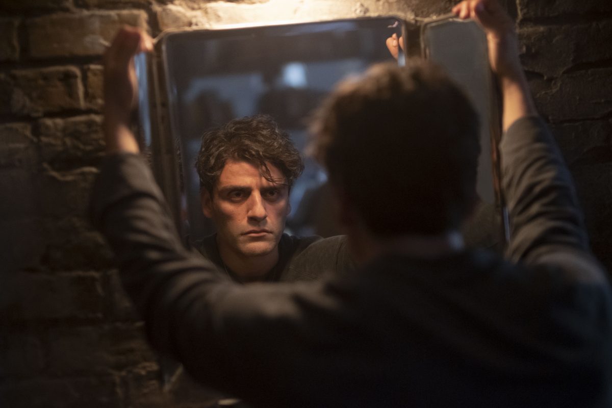 Marvel Studios' Moon Knight: Psycho-Thriller trifft auf Indiana Jones - Review & Bericht von der globalen Pressekonferenz mit Oscar Isaac 3 Oscar Isaac spielt Steven Grant und Marc Spector in Marvels Moon Knight