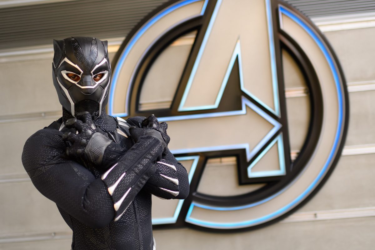 Die große Marvel AVENGERS CAMPUS Eröffnung am 20. Juli 2022 - Alle Details zum brandneuen Superhelden Land in Disneyland Paris! 22 Black Panther in Marvel Avengers Campus in Disneyland Paris