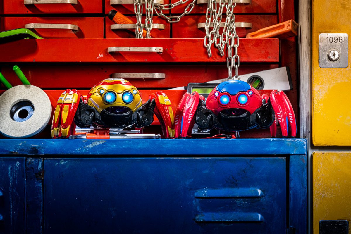 Die große Marvel AVENGERS CAMPUS Eröffnung am 20. Juli 2022 - Alle Details zum brandneuen Superhelden Land in Disneyland Paris! 43 Spider-Bot Merchandise in Marvel Avengers Campus in Disneyland Paris