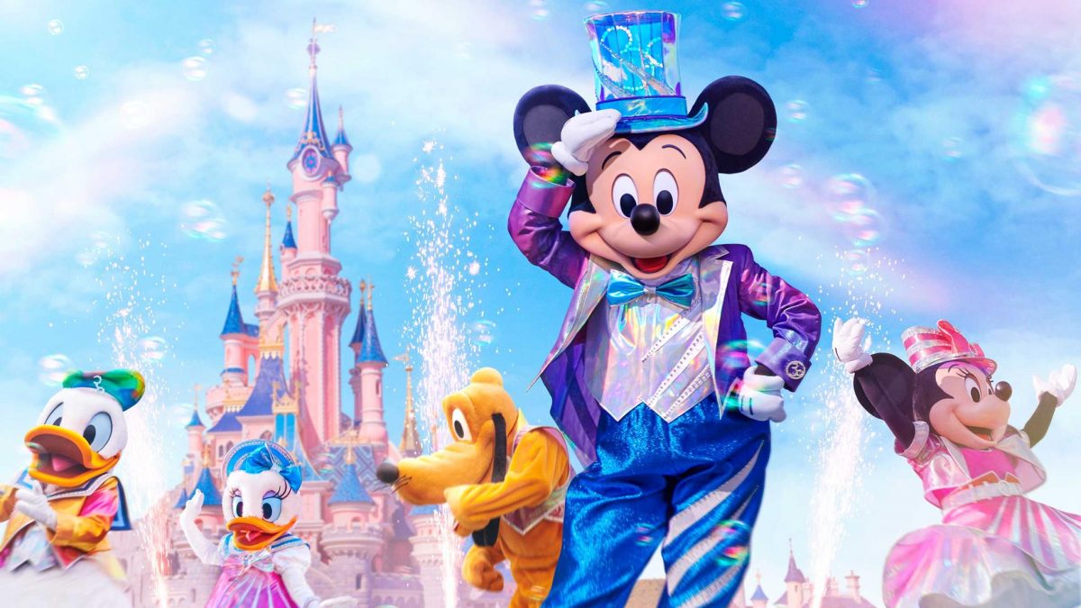 Disneyland Paris Dream and Shine Brighter Show