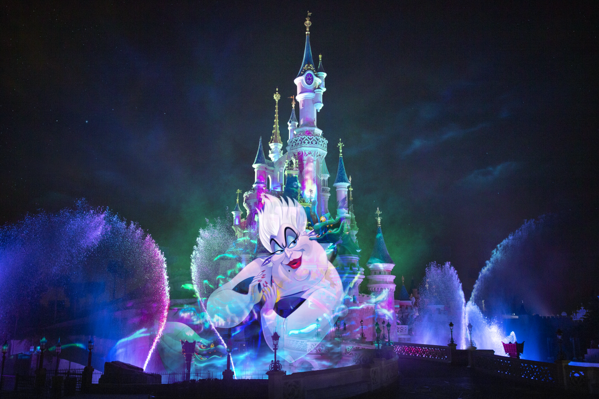 Eine schaurig-schöne Zeit in Disneyland Paris: die Halloween Saison vom 1. Oktober bis 6. November 2022! 7 Disney Bösewichte wie Ursula übernehmen Disneyland Paris!