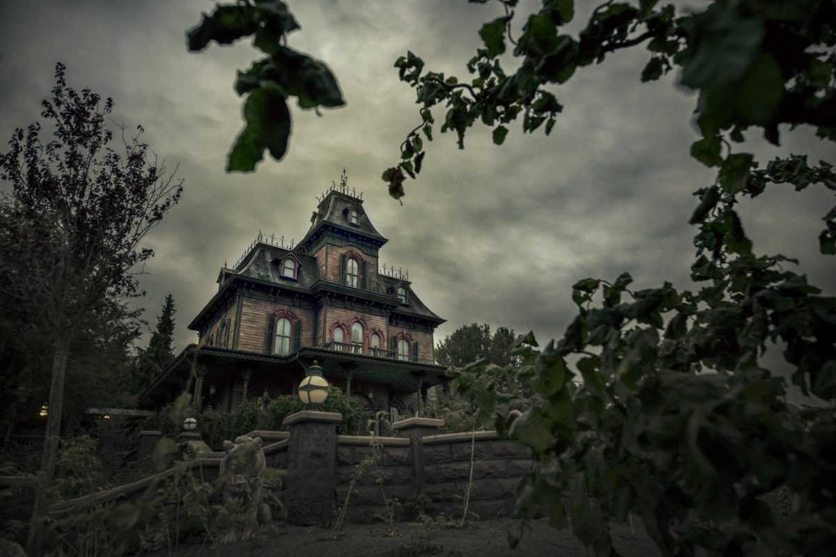 Eine schaurig-schöne Zeit in Disneyland Paris: die Halloween Saison vom 1. Oktober bis 6. November 2022! 8 Traut ihr euch ins Phantom Manor?