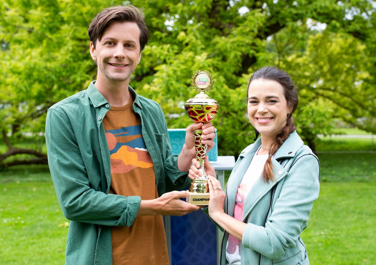 TV-Tipp + Gewinnspiel: Die 4. Staffel Tierduell startet am Samstag im Disney Channel! 3 Patricia Strasburger und Jonathan "Jojo" Beck in der viertel Staffel Tierduell im Disney Channel
