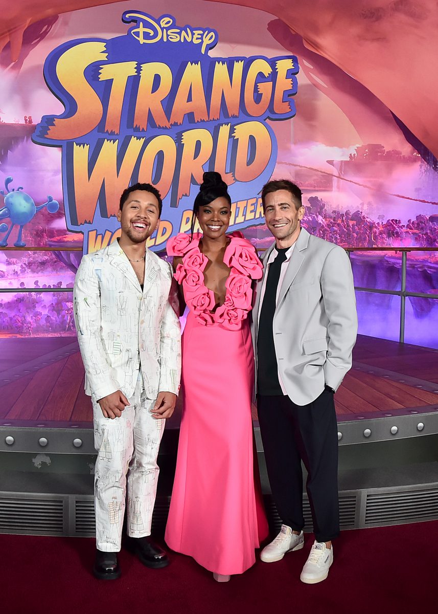 UPDATE: Ab sofort auf Disney+ | Überraschungs-Hit des Jahres: Großes Hollywood-Special zu Disneys STRANGE WORLD mit Film-Review und Exklusiv-Interviews mit Don Hall, Qui Nguyen und Dennensch Zoudé! 8 Jaboukie Young-White, Gabrielle Union, und Jake Gyllenhaal auf der Hollywood-Weltpremiere von Strange World am 15. November 2022