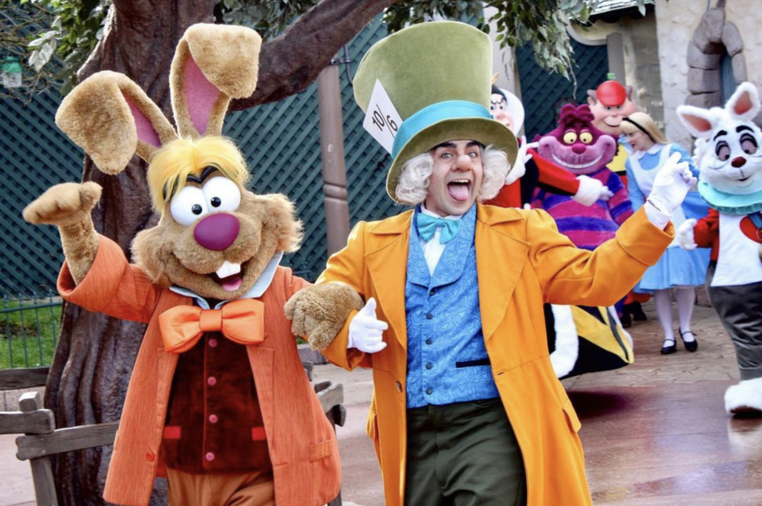 Figuren Aus Alice Im Wunderland www.disneycentral.de