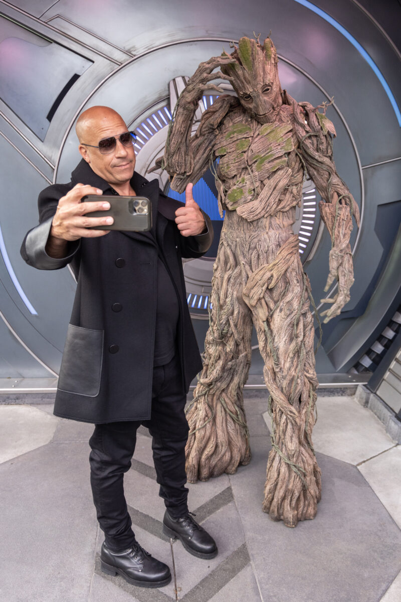 Vin Diesel trifft auf Groot im Marvel Avengers Campus