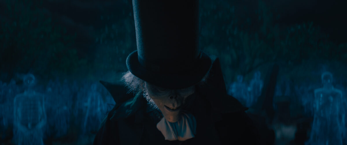 Ab sofort im Kino: Disneys “Geistervilla” heißt euch willkommen – Review zur Verfilmung der Disneyland Attraktion 5 Der Hatbox Ghost in "Geistervilla"