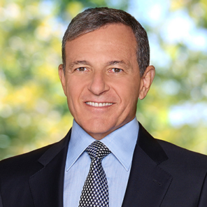 EILMELDUNG: Disney CEO Bob Iger verlängert Vertrag um 2 Jahre bis Ende 2026 3 The Walt Disney Company CEO Bob Iger
