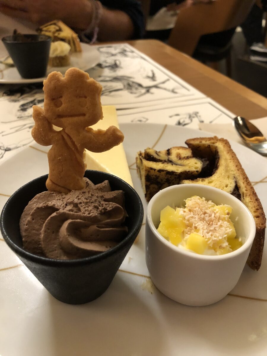 Dessert such as Groot chocolate Mousse in Downtown Restaurant at Hotel New York - The Art of Marvel at Disneyland Paris