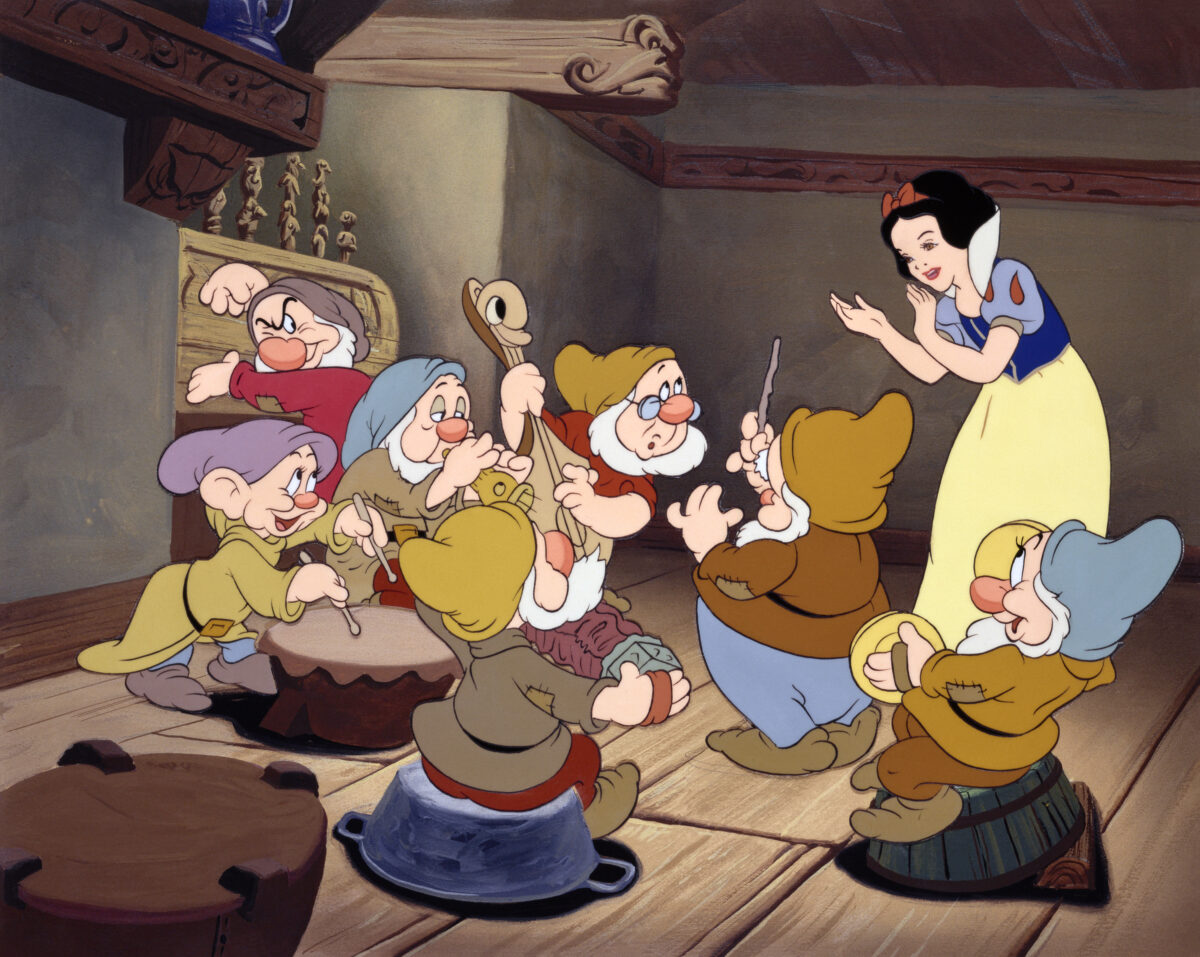 100 Jahre Disney Special & Gewinnspiel: Blick in Vergangenheit, Gegenwart und Zukunft zu Disney100 5 Schneewittchen und die sieben Zwerge