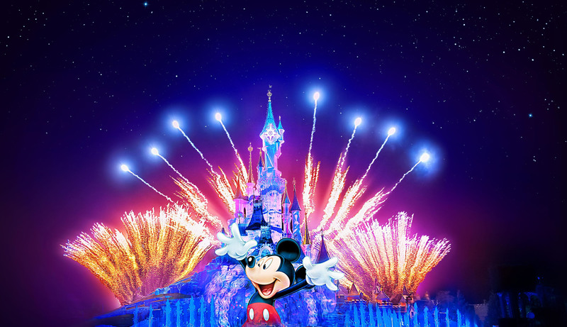 Disney Illuminations mit Micky Maus in Disneyland Paris