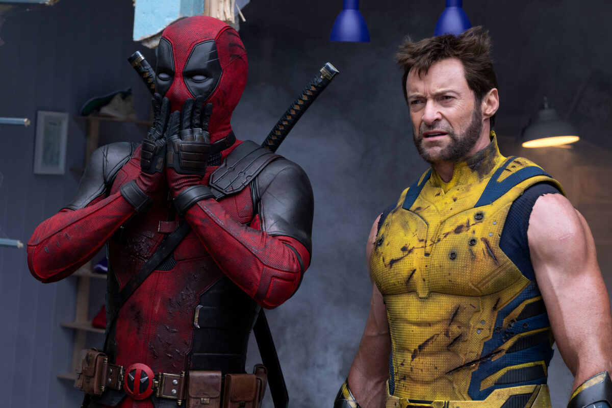 Ryan Reynolds und Hugh Jackman in ihren ikonischen Rollen als Deadpool und Wolverine