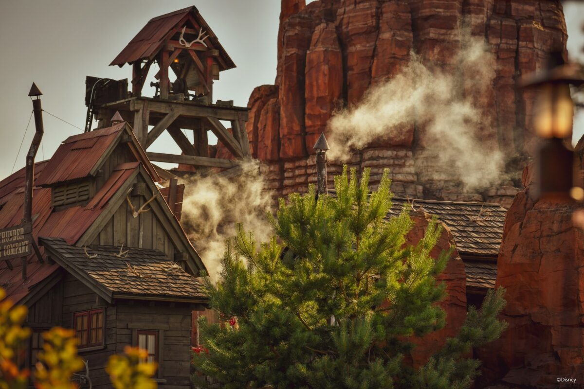 Big Thunder Railroad in Goldrauschzeiten in Nordamerika