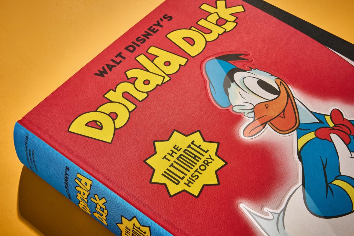 Donald Duck: Die ultimative Chronik ist ein Premium-Leseerlebnis von TASCHEN