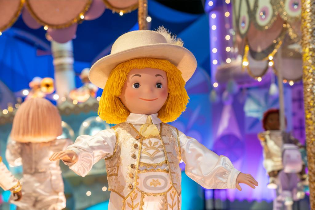 Neue Kostüme für „it’s a small world“ in Disneyland Paris: Ein Blick hinter die Kulissen