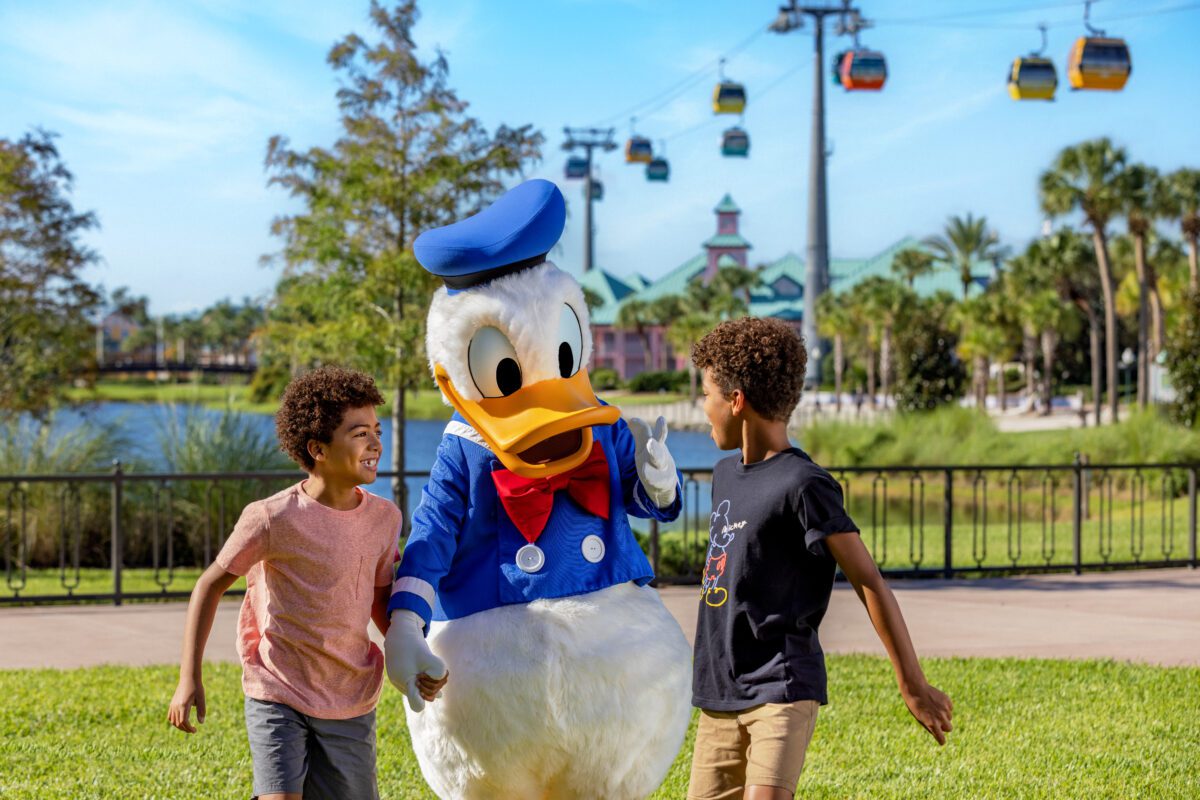 Mit Donald Duck im Walt Disney World Resort in Orlando, Florida
