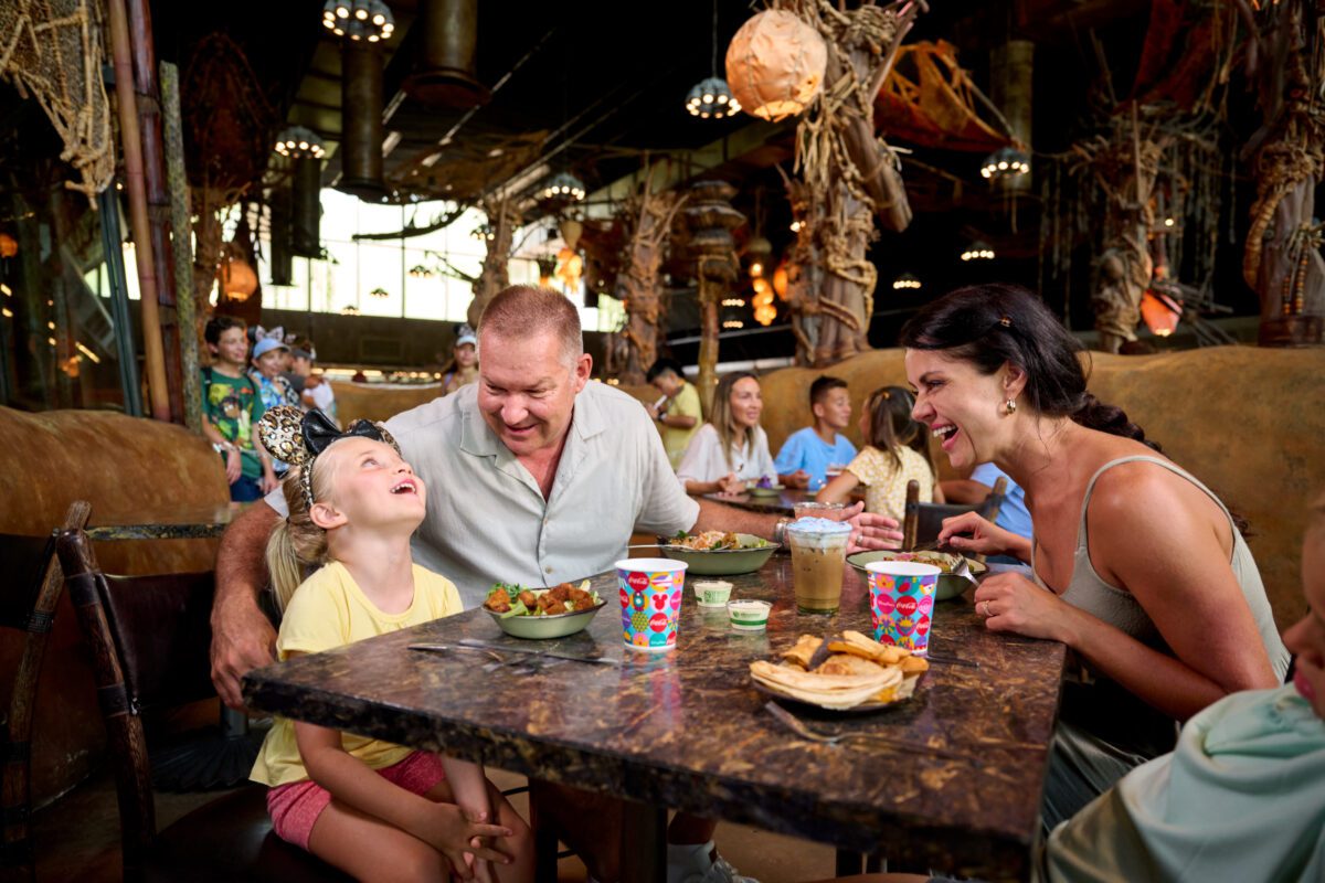 GRATIS Verpflegung & Getränke* in Walt Disney World (nur bis 31. März 2026!) – das sind unsere TOP 10 Restaurants für Disney Dining Plans 16 Satu’li Canteen (Disney’s Animal Kingdom Themenpark – Quick Service Dining Plan)