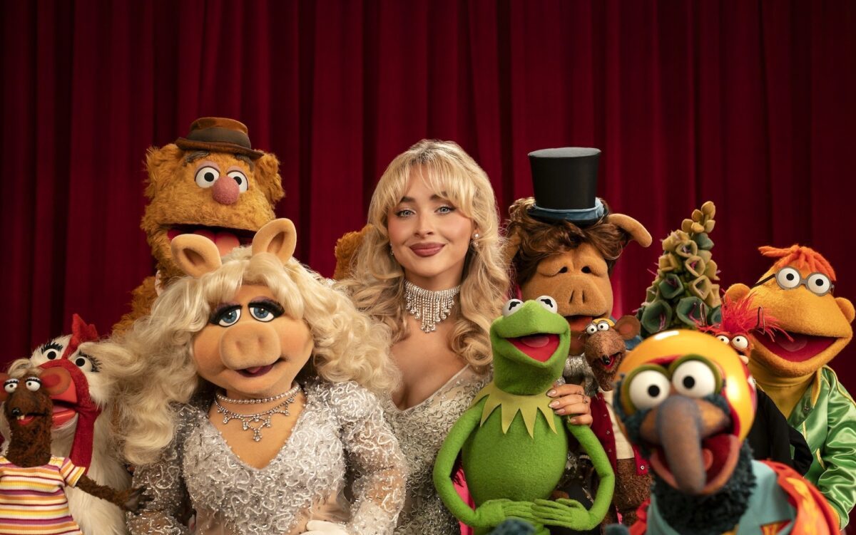Die Muppet Show feiert ihr großes Comeback auf Disney+ – ab 4. Februar streamen und schon jetzt Trailer entdecken! 3 Sabrina Carpenter als Gaststar im neuen Disney+ Streaming-Special von Die Muppet Show mit Kermit, Miss Piggy und Co.
