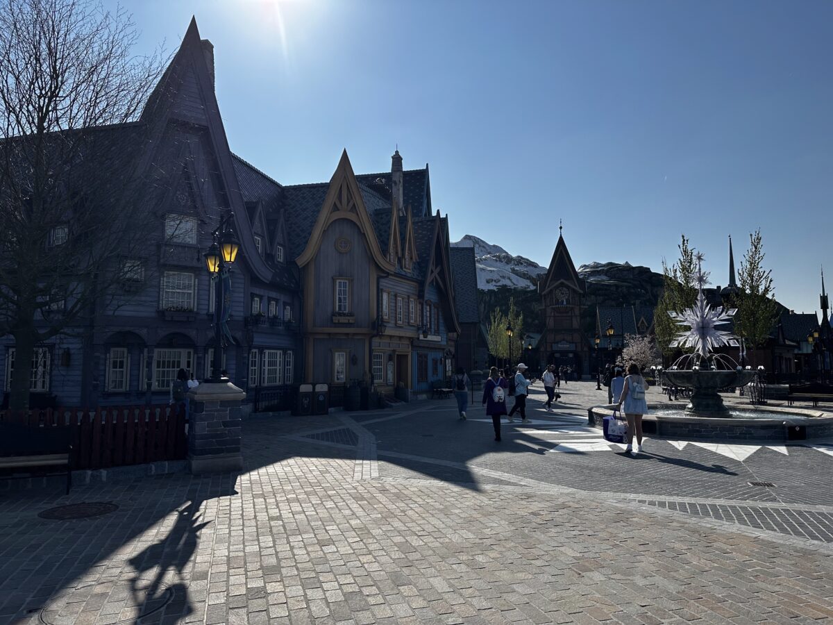 Arendelle - The World of Frozen in Disney Adventure World in Paris